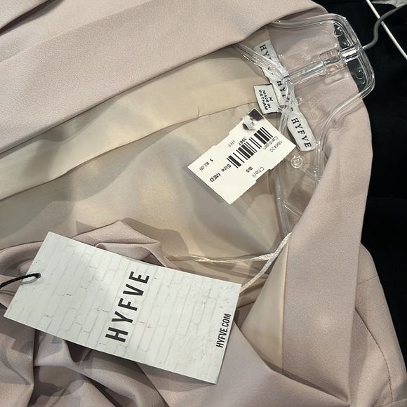 NWT HYFVE cape open jacket tan lightweight beige size M - Picture 4 of 4